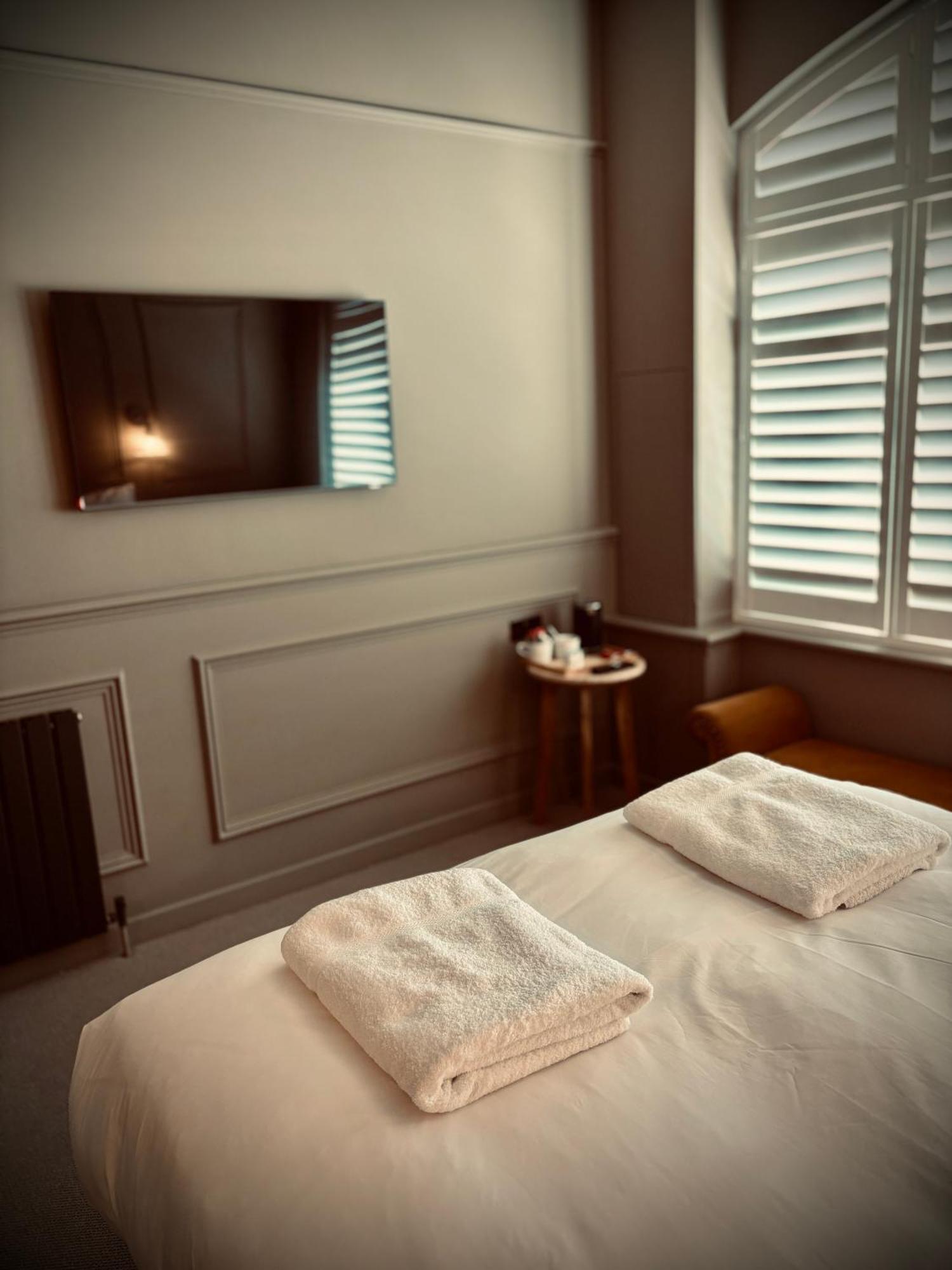 Rooms At The Quayside - Stylish En-Suite Rooms On Poole Quay All Fully Refurbed 외부 사진